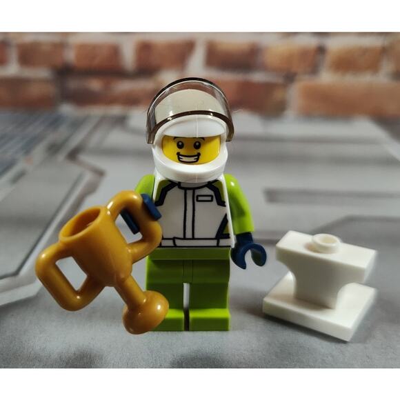 Lego Race Car Driver Minifigure & Trophy with Stand from City Set 60322 - Picture 1 of 4